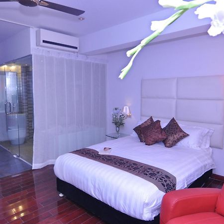 Contemporary Heights Hotel And Apartments Daca Quarto foto